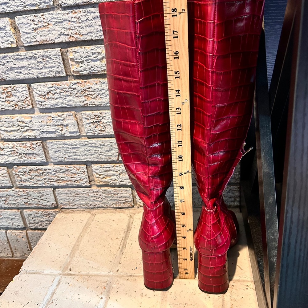 Sam Edelman Women Red Croc Embossed Knee High Block Heel Square Toe Boots Size 7 - Picture 3 of 6